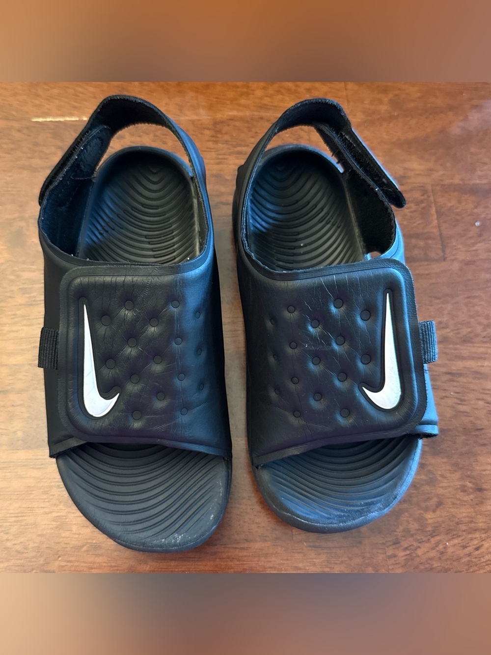 NIKE kids unisex black sandals slide sz 10C ✨ - Picture 2 of 6